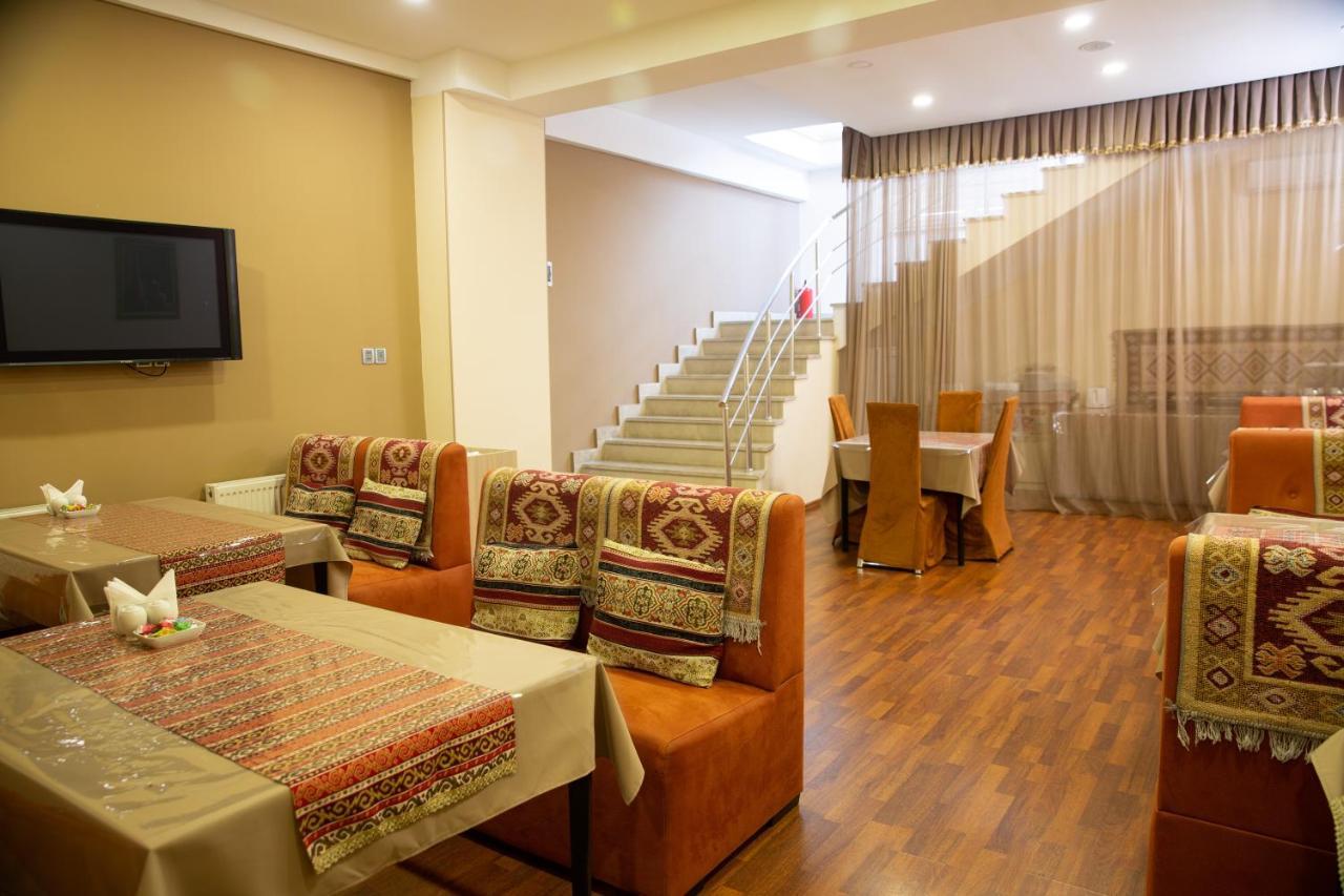 Life Holiday Baku Exterior foto