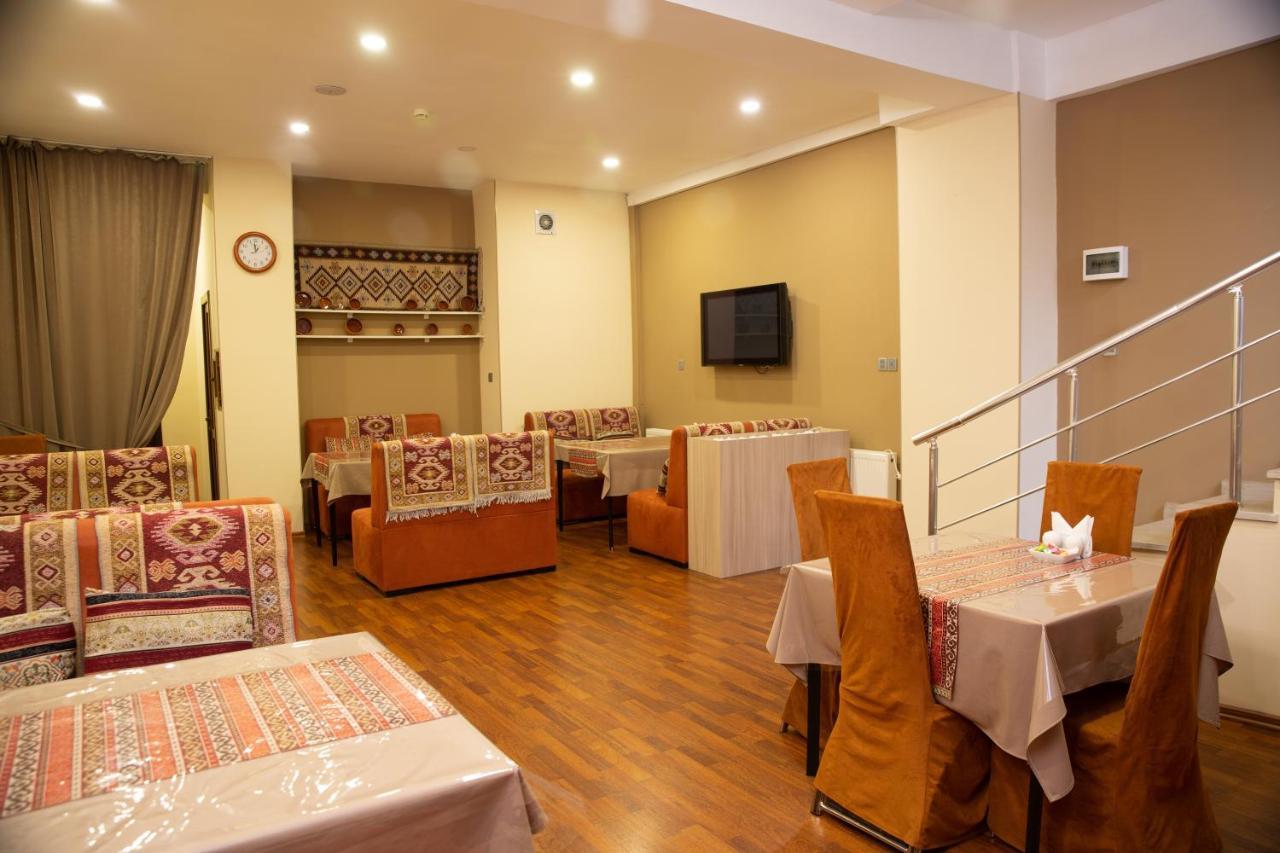 Life Holiday Baku Exterior foto